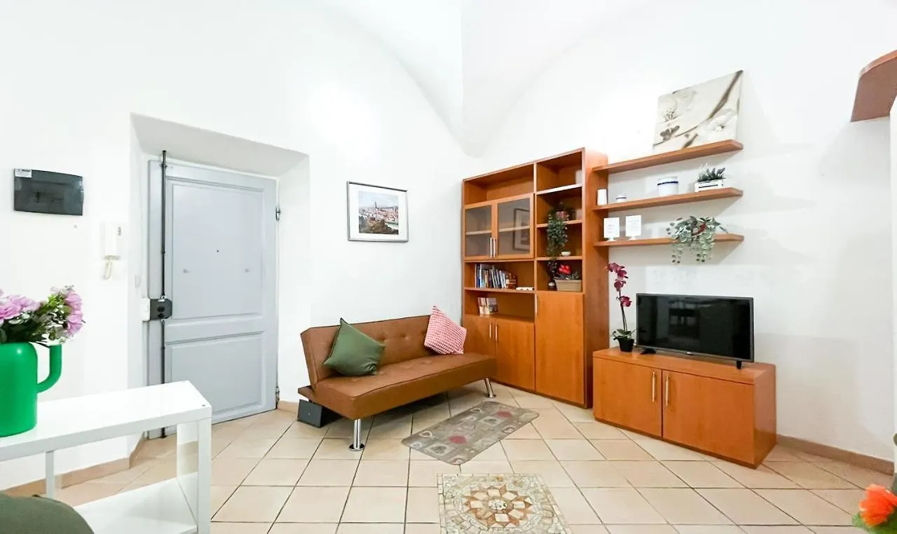 Apartment Via Dei Benci Florence