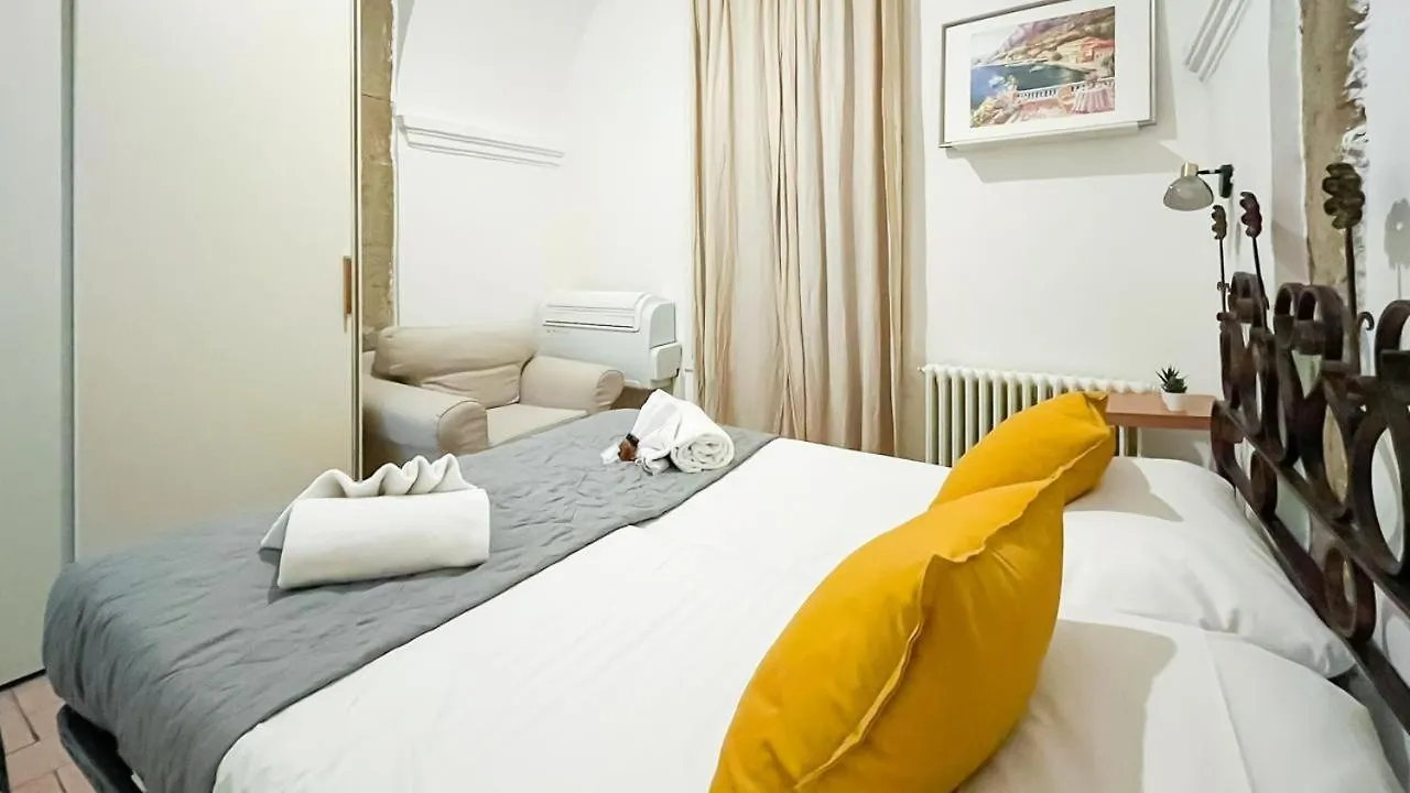 Apartment Via Dei Benci Florence